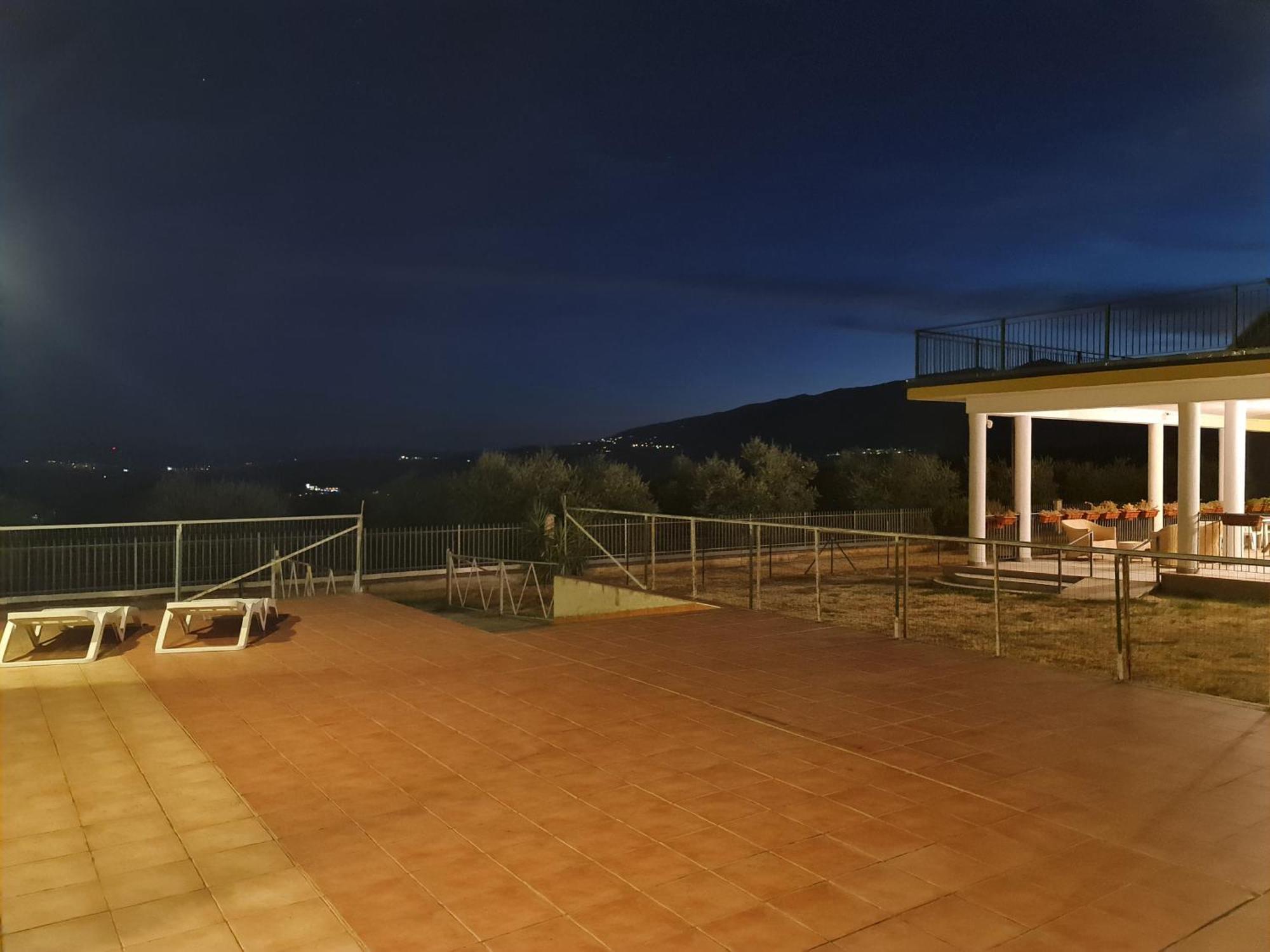 B&B La Petrosa Frascineto Kültér fotó